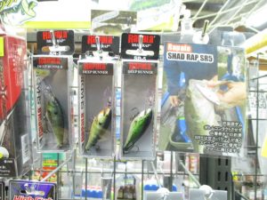 【港南下永谷店】シャッドラップSR-5、クリオネックス、フリップコギル3.6”、フリップギル5”入荷しています！