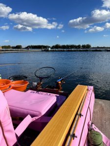 つり処　椎の木湖