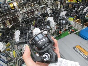 お手頃な新品ﾘｰﾙ入荷しております。