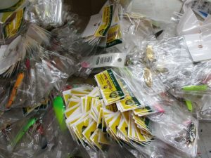10ｇ前後のｽﾌﾟｰﾝ、5㎝前後のミノー等、買取させて頂きました❕
