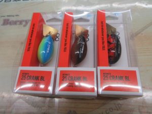 巻の秋、到来！！バス用プラグ　入荷です！