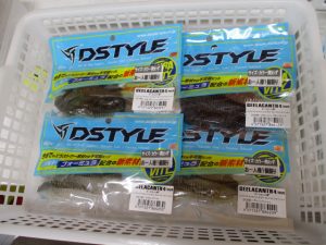 新品バスルアー情報！