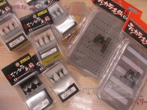【戸塚中継店】≪嶋屋≫テンカラ毛針＆テンカラケース入荷！