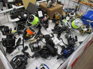 中古品続々入荷中！！