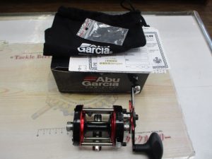 ｱﾌﾞ「6500CS Rocket ﾌﾞﾗｯｸ/ﾚｯﾄﾞ ﾊｲｽﾋﾟｰﾄﾞ」入荷です。