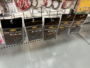 本日はタックルベリーデイ＆キンク―フック入荷しました！！