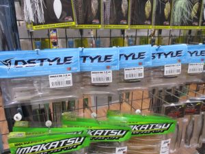 【池袋東店】ヴィローラVテール2.8″入荷しています！