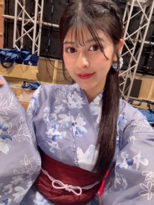 今年初浴衣でお仕事👘💙