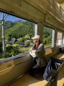 電車の座席が…！！