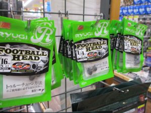 ☆フットボールヘッド入荷しました!☆