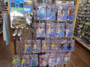 ★☆★ウォーターランド・エンジェルスピナーベイト＆イマカツ・バドルブレスギル3インチ＆鬼ヴィラル・ケイテック・イージーシェイカー2インチ☆★☆