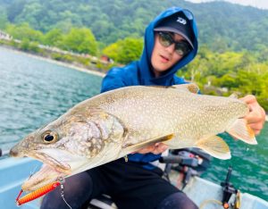 🐟中禅寺湖ﾚｲｸﾄﾗｳﾄ釣果情報🐡