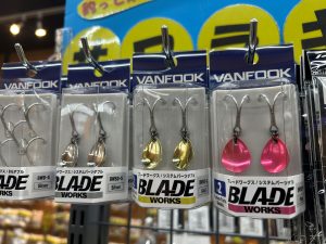 ヴァンフック　ブレードワークスシステムパーツダブルピンクブレード入荷いたしました！！