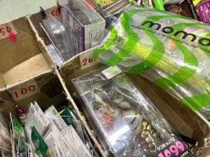 中古ルアーもじわじわと…