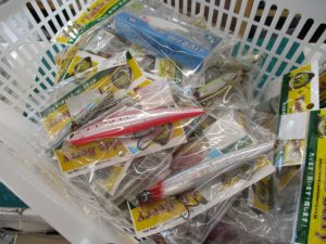 シャレオツなお魚マット/中古サーフ・トラウトルアー入荷～セール開催中～