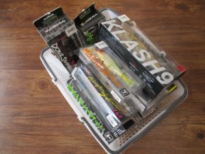 クラッシュ9LOW他入荷!!