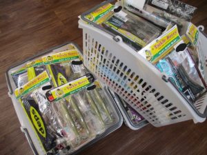 中古バスワームドカッと入荷!!