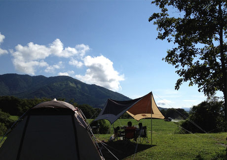 休暇村蒜山高原のキャンプ風景