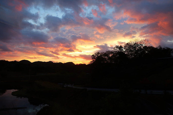 温泉リゾート風の国からみる夕焼け