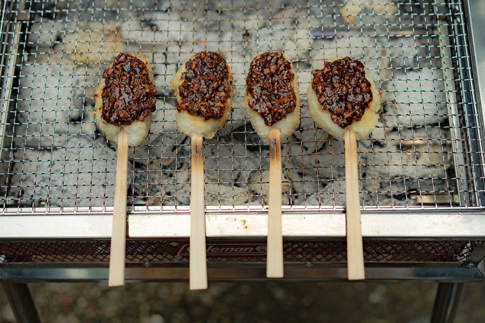 bbqグリル 五平餅で愛知の味 ひなたごはん キャンプ アウトドア情報メディアhinata