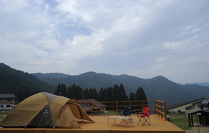 若杉高原おおやキャンプ場のサイト風景