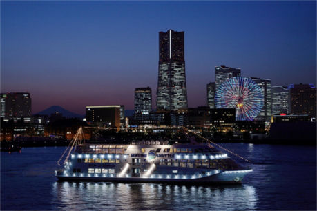 横浜でクルーズが運行している様子