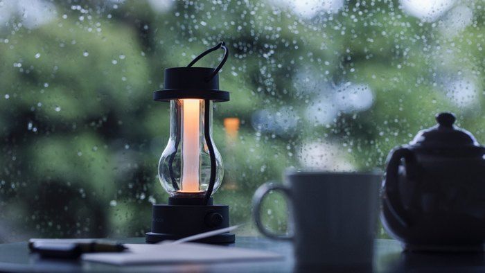 バルミューダのLEDランタンの写真
