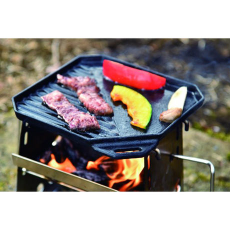ユニフレームの薪グリルsoloでBBQ