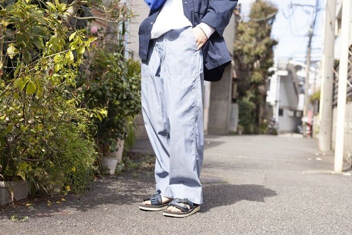 nanamica TOKYOのデニムパンツ