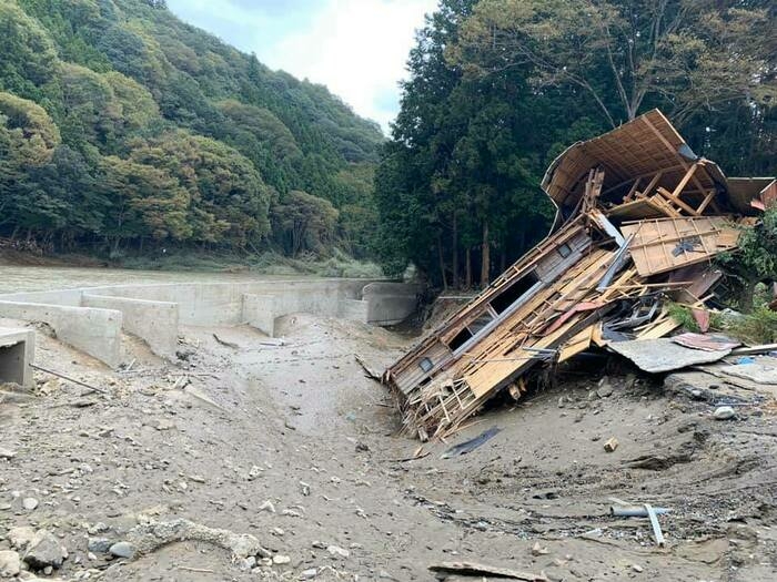 上小川レジャーペンションの河川増水による被害