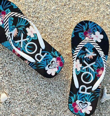 ロキシーのサンダル