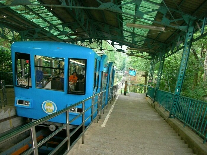 御岳山ケーブルカー