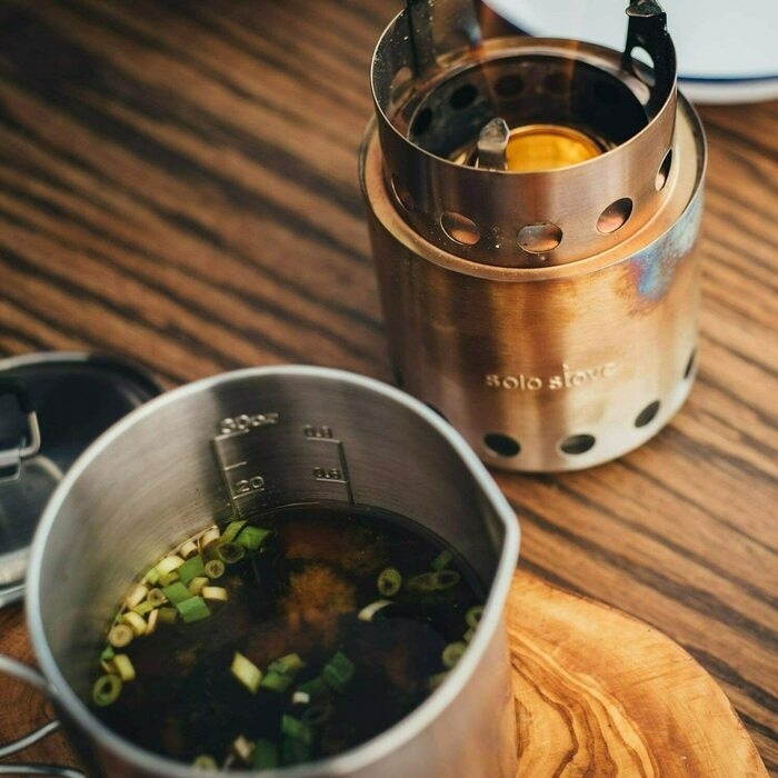 アルコールストーブとわかめスープ