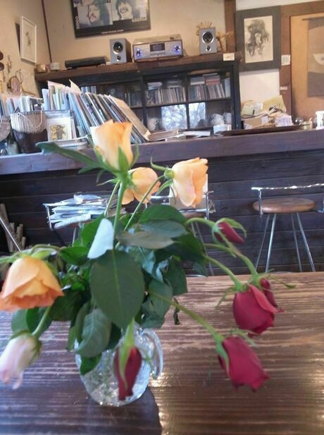 茶房 読書の森 店内
