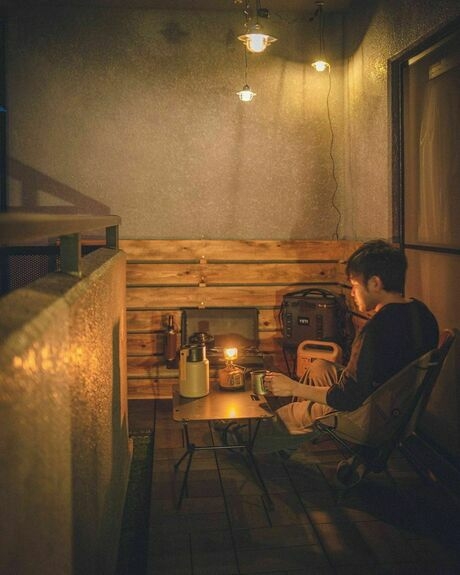 べランピングしている男性