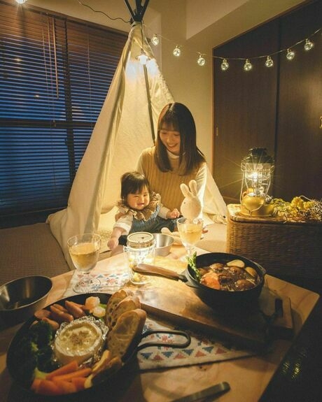 おうちキャンプをしている様子