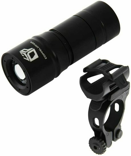 DODの黒色の自転車用LEDライト。アタッチメントと筒型のライト。
