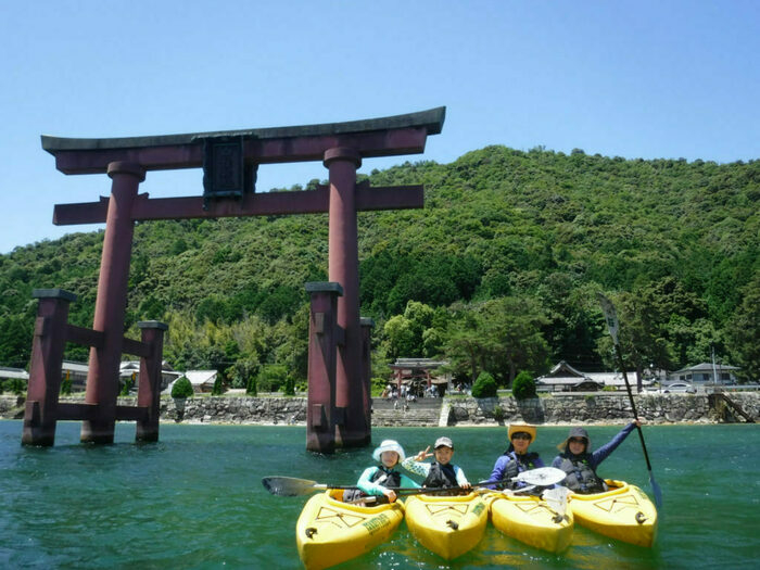 白ひげ浜 水泳・キャンプ場 カヤック