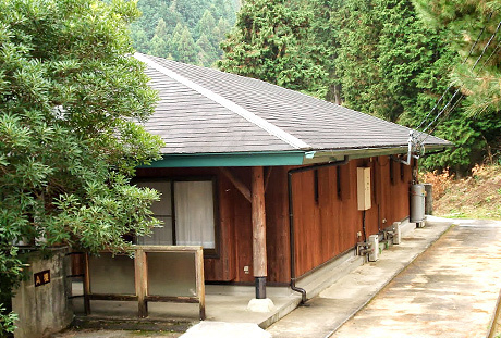 山びこの丘