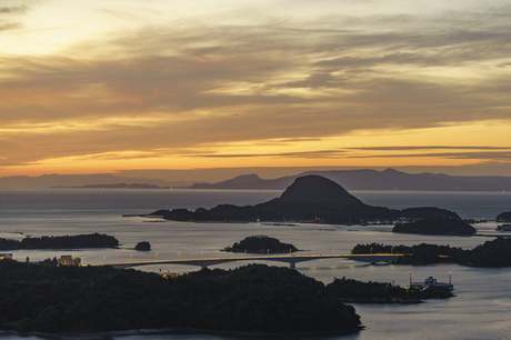 松山市の中島
