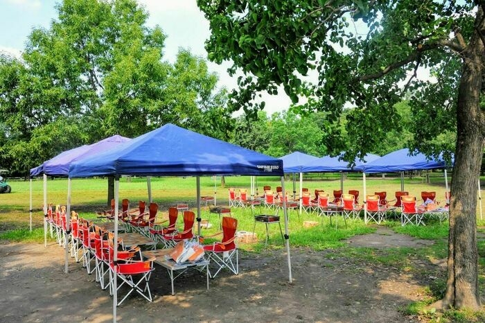 彩湖・道満グリーンパークBBQガーデンのバーベキュー場の画像