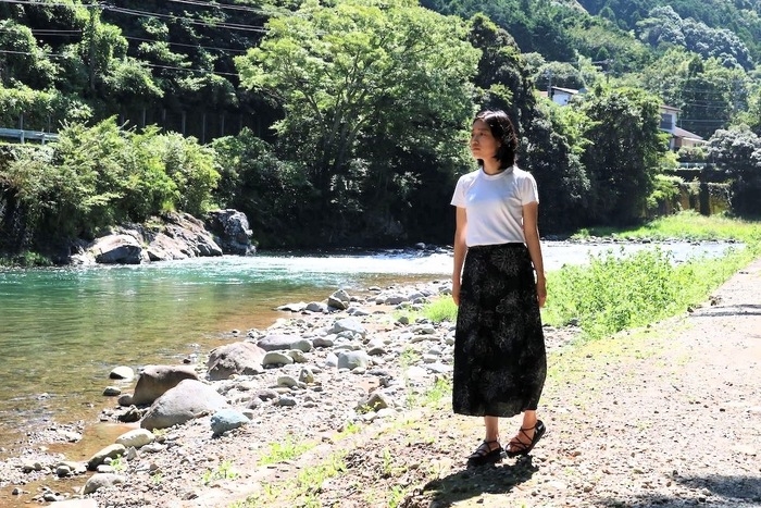 川沿いを散歩