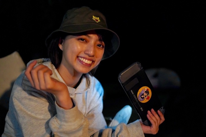 高見奈央