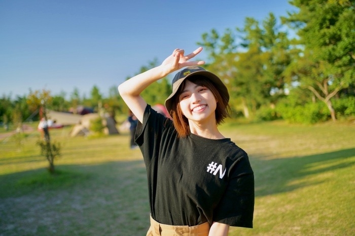 高見奈央