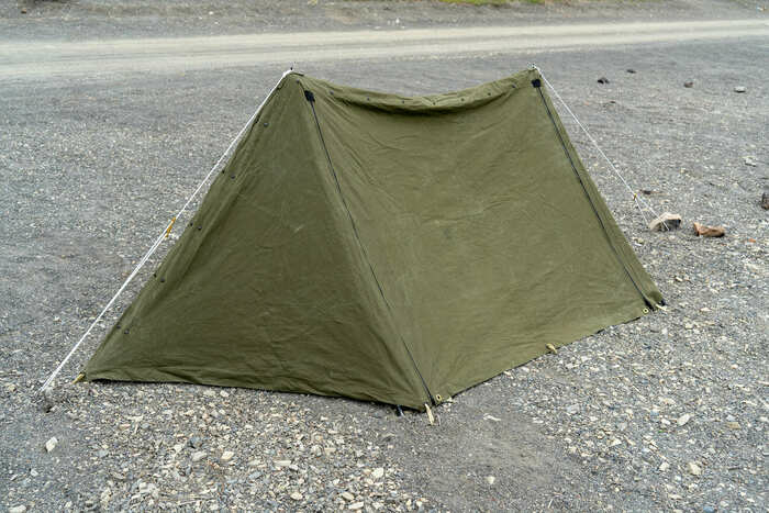 軍用テントの画像