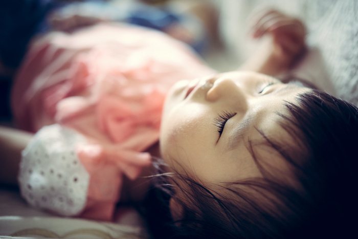 子供の寝顔