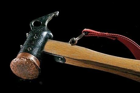 使用感がある、ヘッド部分が銅のペグハンマー