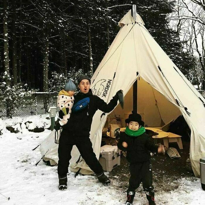 親子で雪中キャンプ