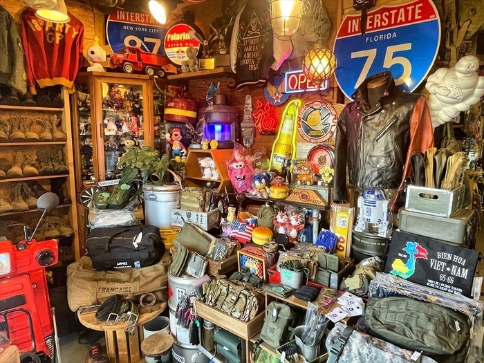 米軍基地のあるミリタリーの街 東京 福生 ヴィンテージ名店が教えてくれた名作とは アウトドアギアさんぽvol 3 キャンプ アウトドア情報メディアhinata