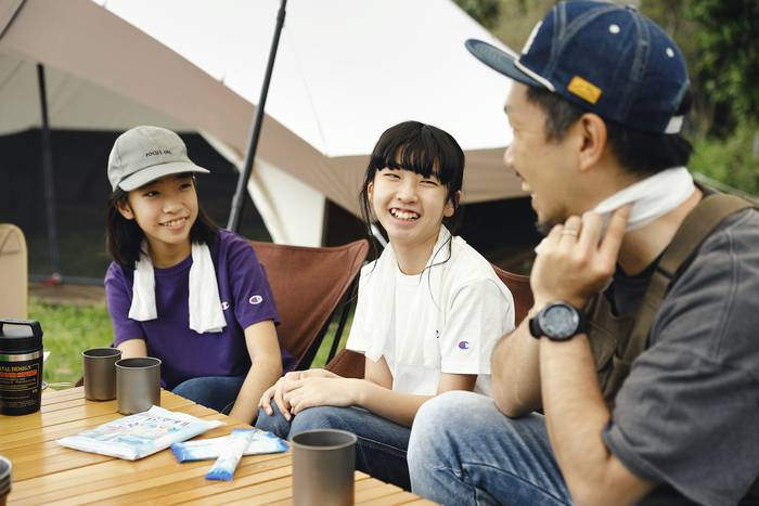夏のファミリーキャンプの様子